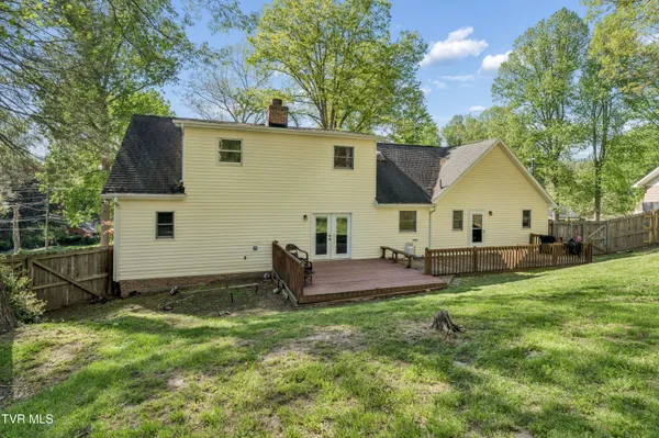 $469,900 | 802 Chestnut Avenue, Erwin, TN 37650