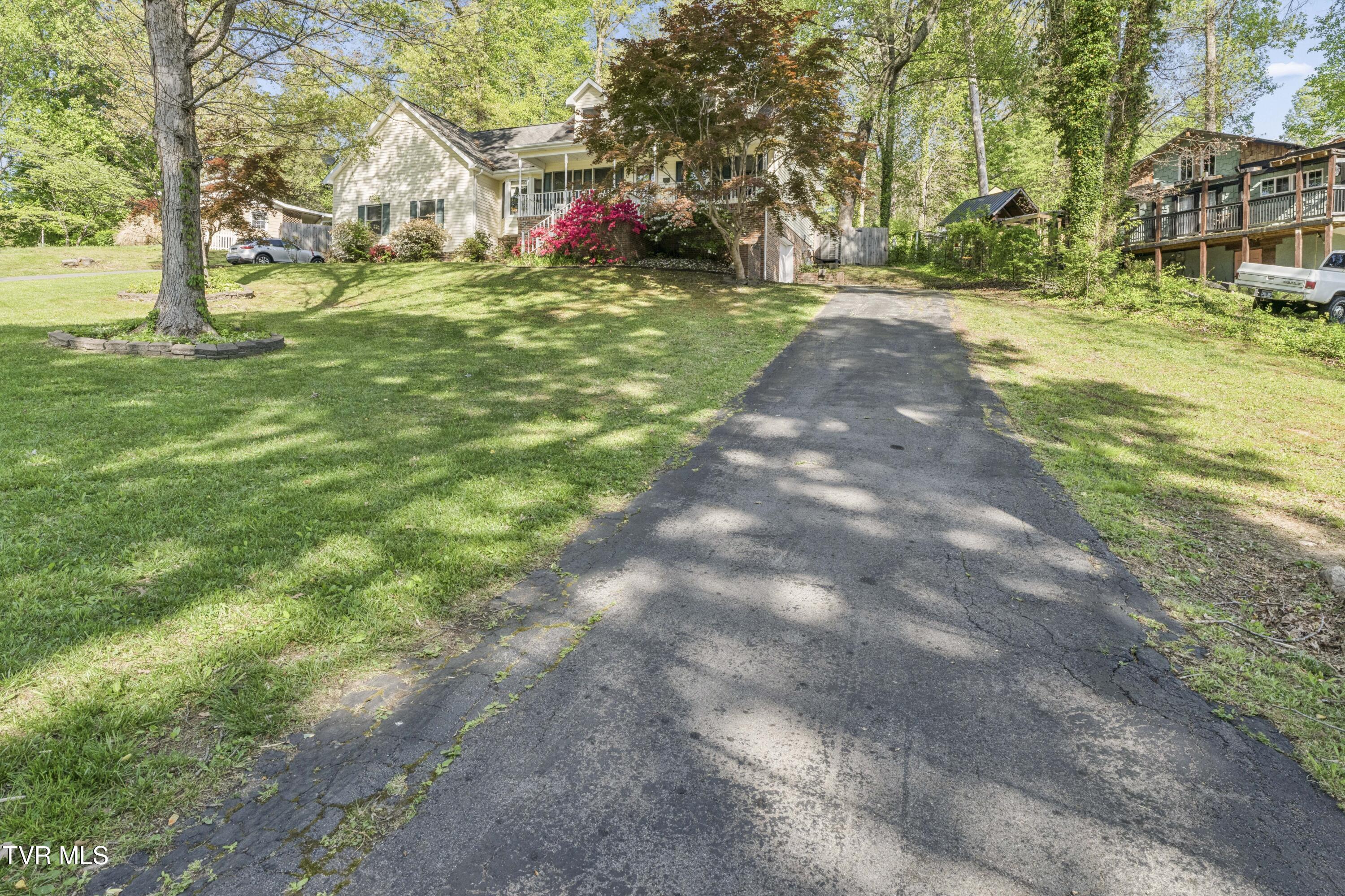 802 Chestnut Avenue Erwin, TN 37650 - Photo 61 of 78 ChestnutAve--59