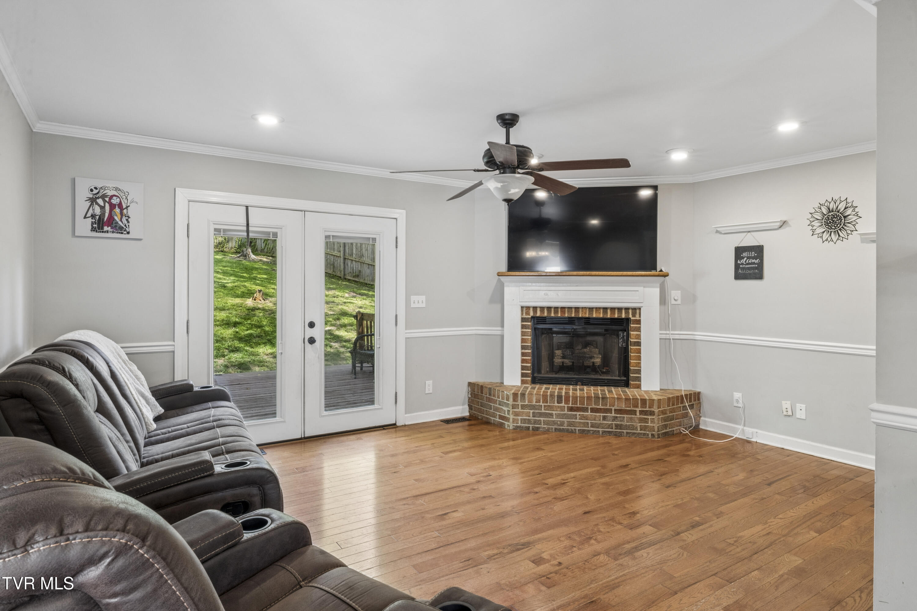 802 Chestnut Avenue Erwin, TN 37650 - Photo 9 of 78 ChestnutAve--6