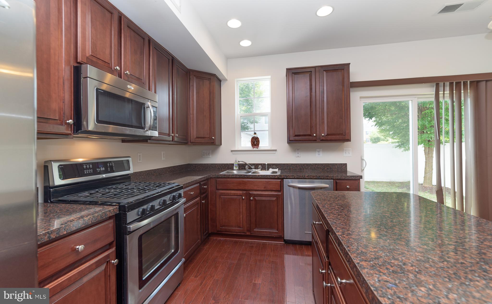 650 Tivoli Road Frederick, MD 21703 - Photo 10 of 24