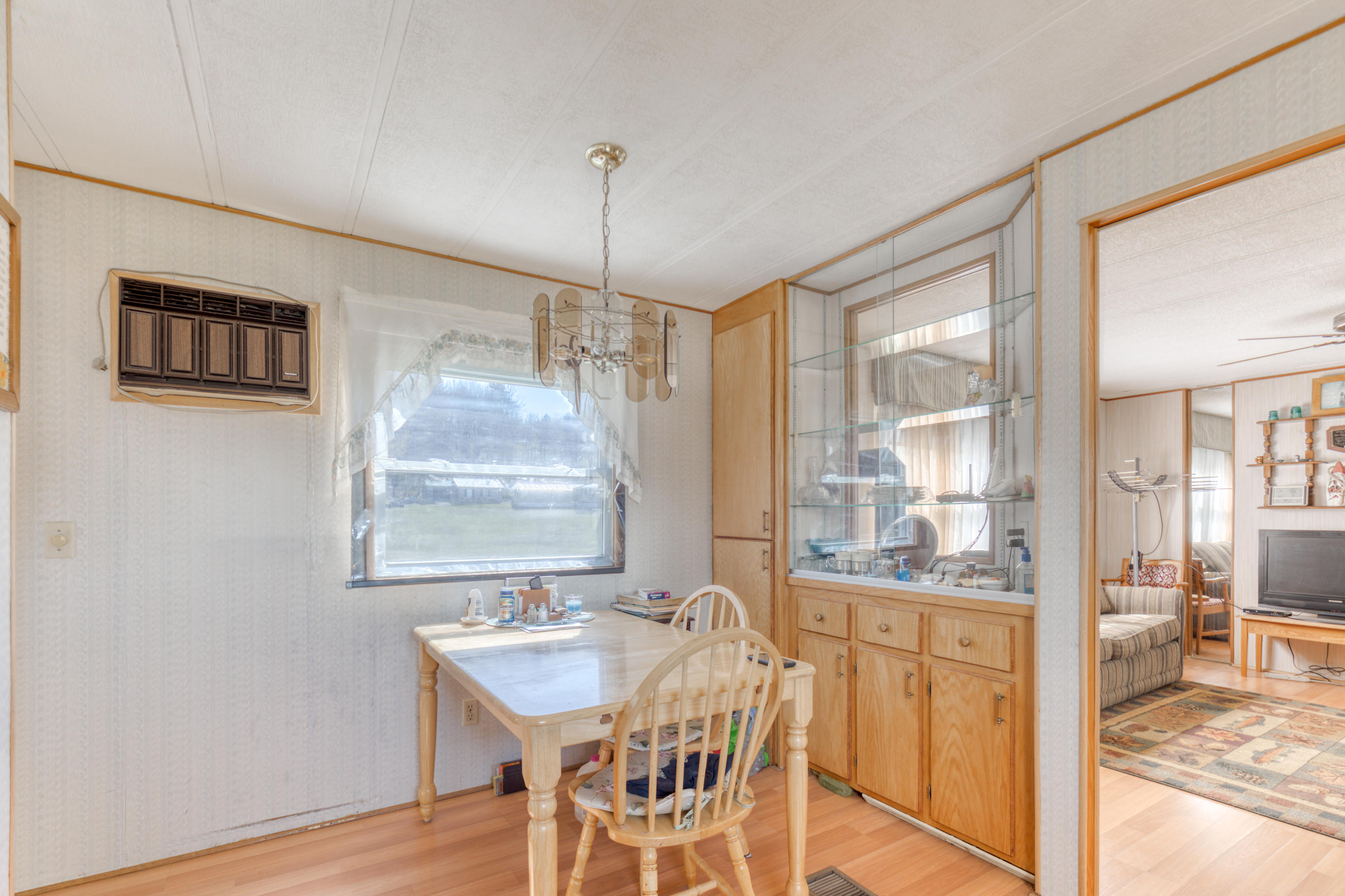472 Middle Road Sabattus, ME 04280 - Photo 7 of 28 B61I4488