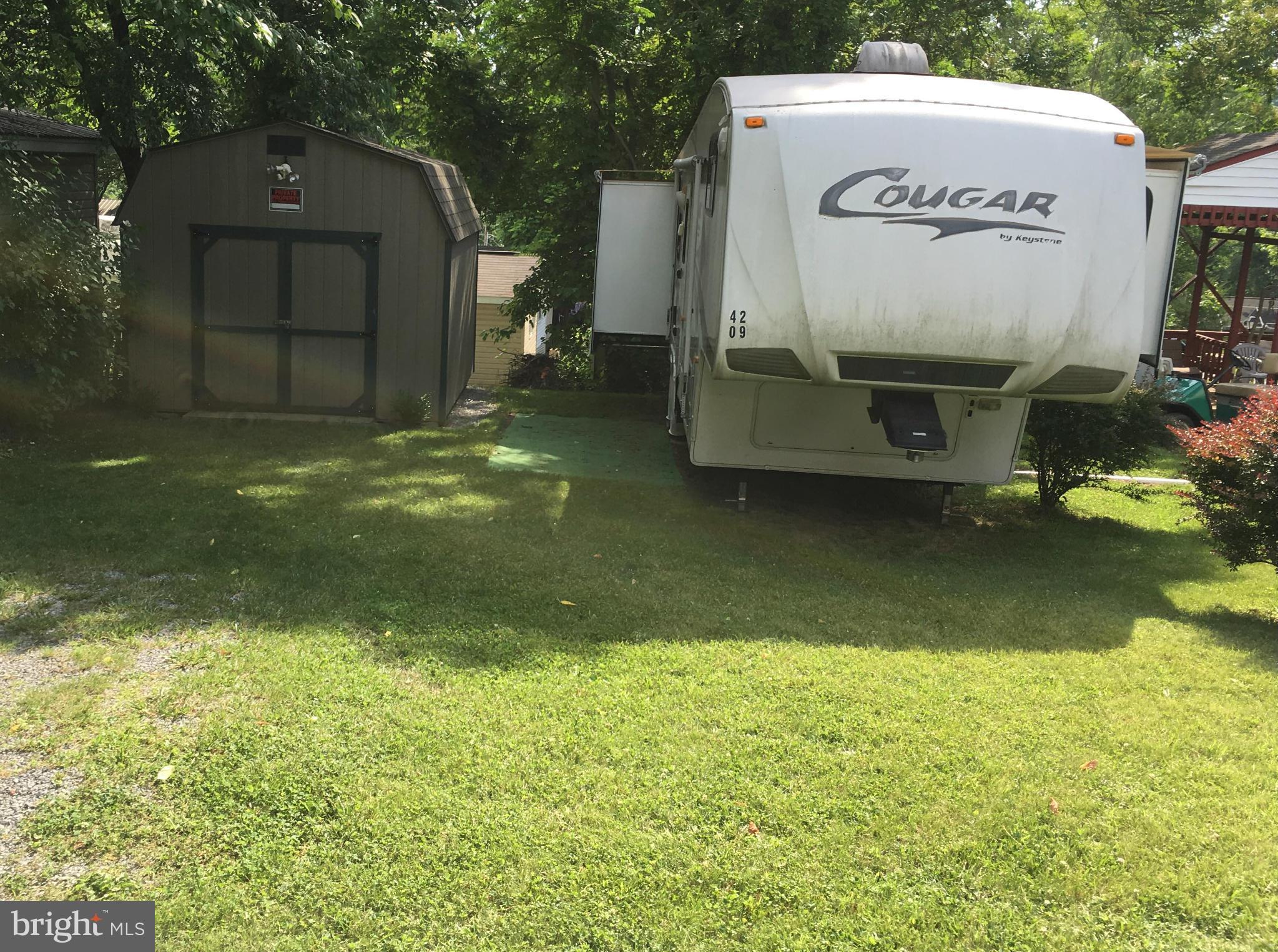 Camper does not convey.