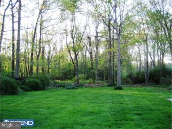 21 Abbott Road Hamilton, NJ 08690 - Photo 11 of 12 Exterior Back