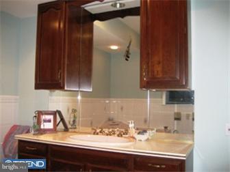 21 Abbott Road Hamilton, NJ 08690 - Photo 8 of 12 Bathroom