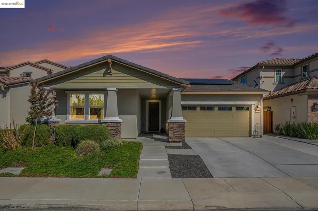 $799,500 | 927 Island Palm Way, Brentwood, CA 94513