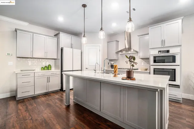 $819,500 | 927 Island Palm Way, Brentwood, CA 94513