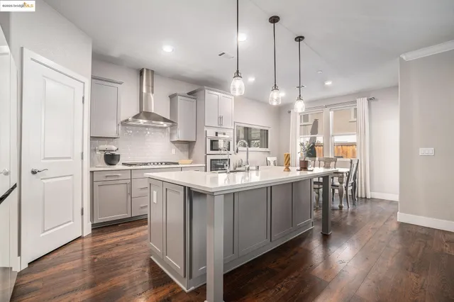 $819,500 | 927 Island Palm Way, Brentwood, CA 94513