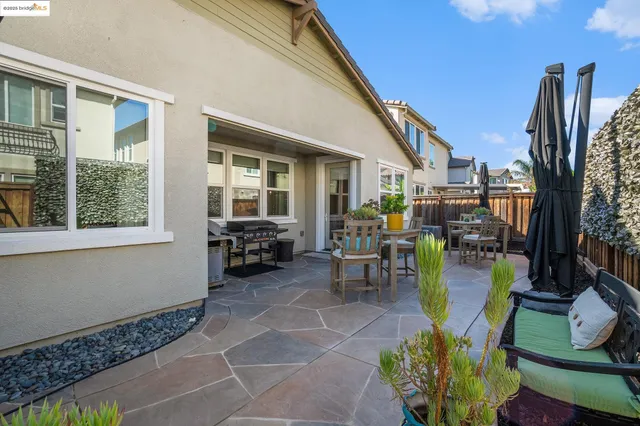 $819,500 | 927 Island Palm Way, Brentwood, CA 94513