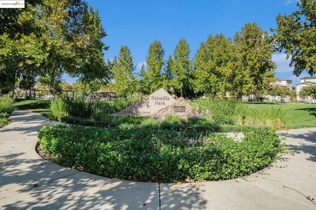 $819,500 | 927 Island Palm Way, Brentwood, CA 94513