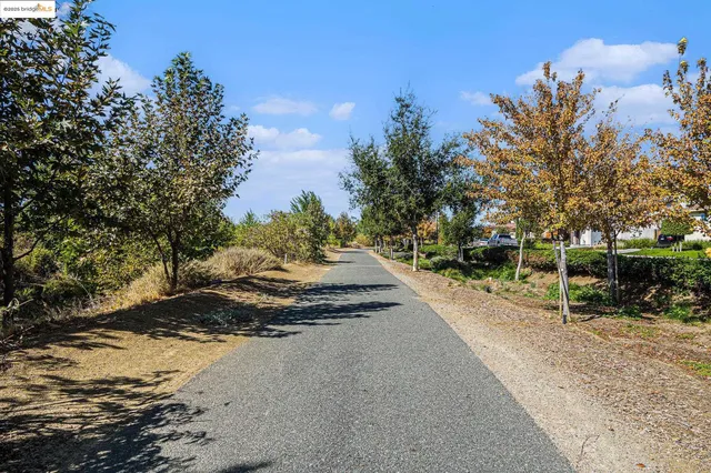 $819,500 | 927 Island Palm Way, Brentwood, CA 94513