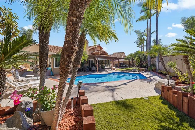 $1,287,000 | 11862 Calle Deposito, El Cajon, CA 92019