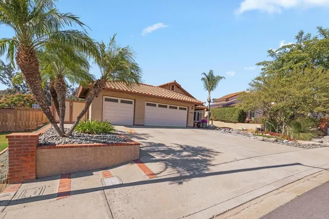 $1,287,000 | 11862 Calle Deposito, El Cajon, CA 92019