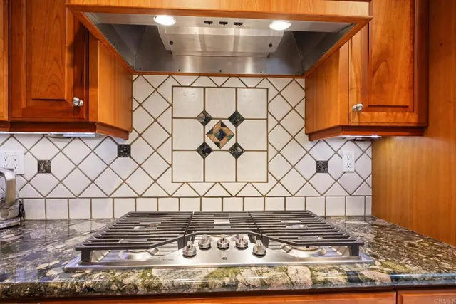 $1,287,000 | 11862 Calle Deposito, El Cajon, CA 92019