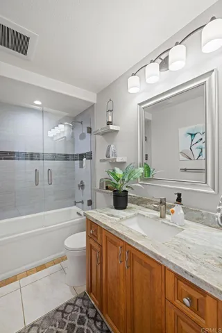 $1,287,000 | 11862 Calle Deposito, El Cajon, CA 92019