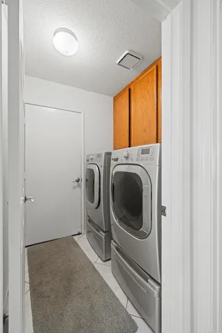 $1,287,000 | 11862 Calle Deposito, El Cajon, CA 92019