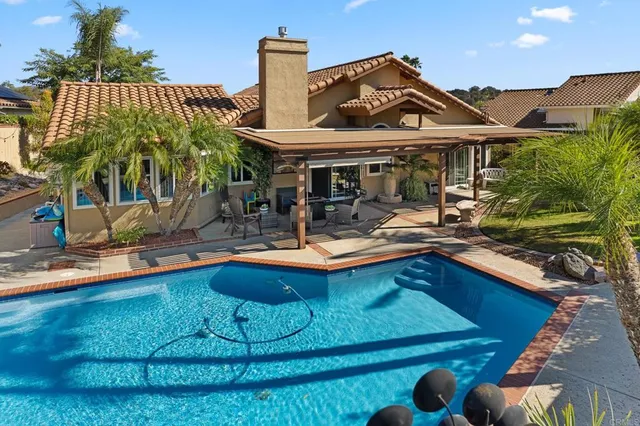 $1,287,000 | 11862 Calle Deposito, El Cajon, CA 92019