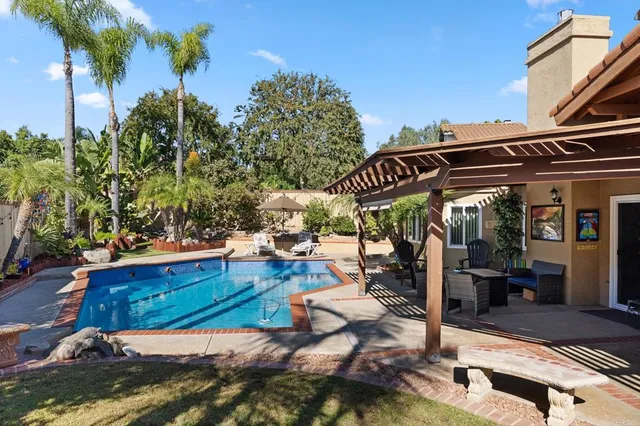 $1,287,000 | 11862 Calle Deposito, El Cajon, CA 92019