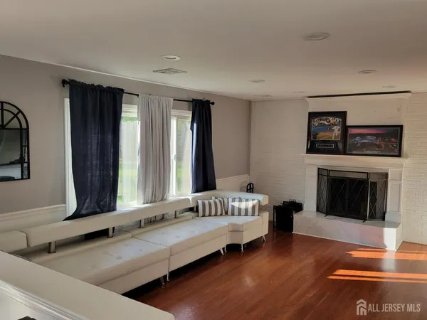 $5,500 | 2 Groendyke Circle, Millstone Township, NJ 08535