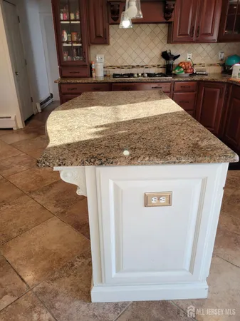 $5,500 | 2 Groendyke Circle, Millstone Township, NJ 08535