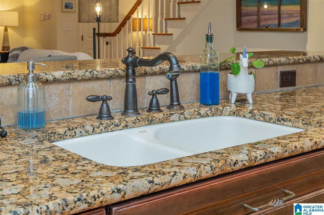 2532 Dolly Ridge Road Birmingham, AL 35243 - Photo 23 of 50