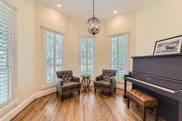 $11,000 | 2390 West 8th Street, Austin, TX 78703