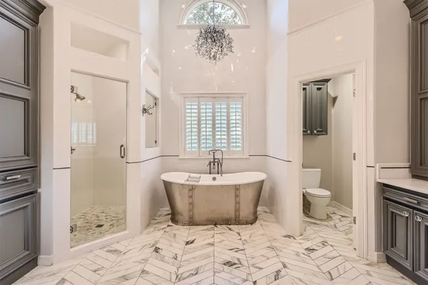 $11,000 | 2390 West 8th Street, Austin, TX 78703