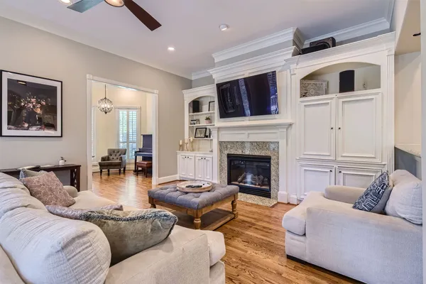 $11,000 | 2390 West 8th Street, Austin, TX 78703