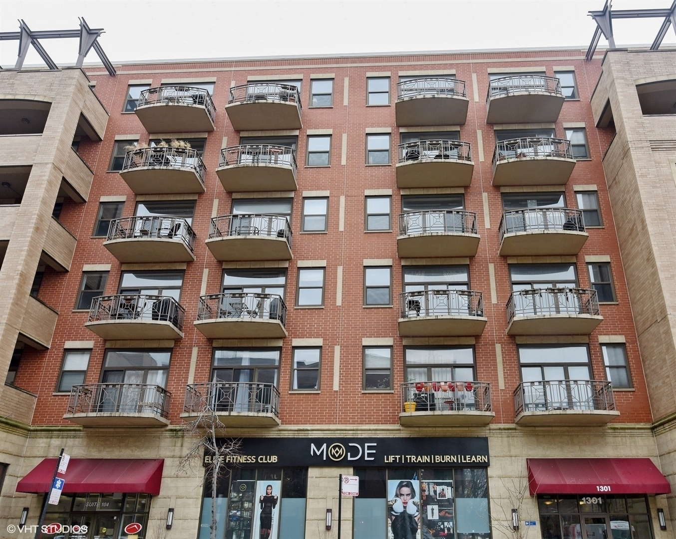 1301 West Madison Street, Unit 414 Chicago, IL 60607 - Photo 1 of 19 Gallery Image 1