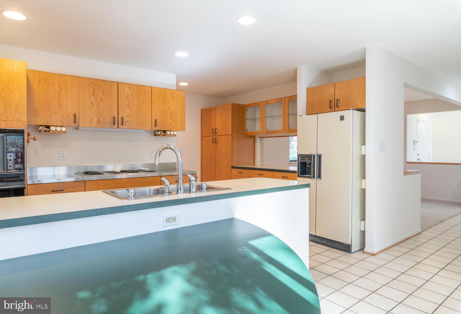 2100 South Bay Lane Reston, VA 20191 - Photo 13 of 43 Great Counter Space & Lighting in Open Kitchen