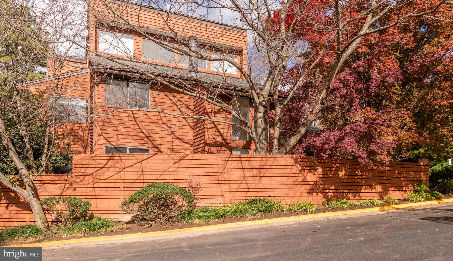 2100 South Bay Lane Reston, VA 20191 - Photo 35 of 43 Majestic Rear of Home with Fenced Yard