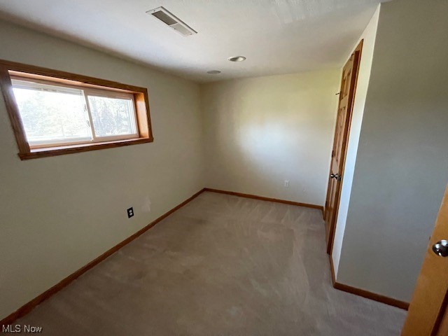 3164 Ridge Road Cortland, OH 44410 - Photo 12 of 31 Gallery Image 12