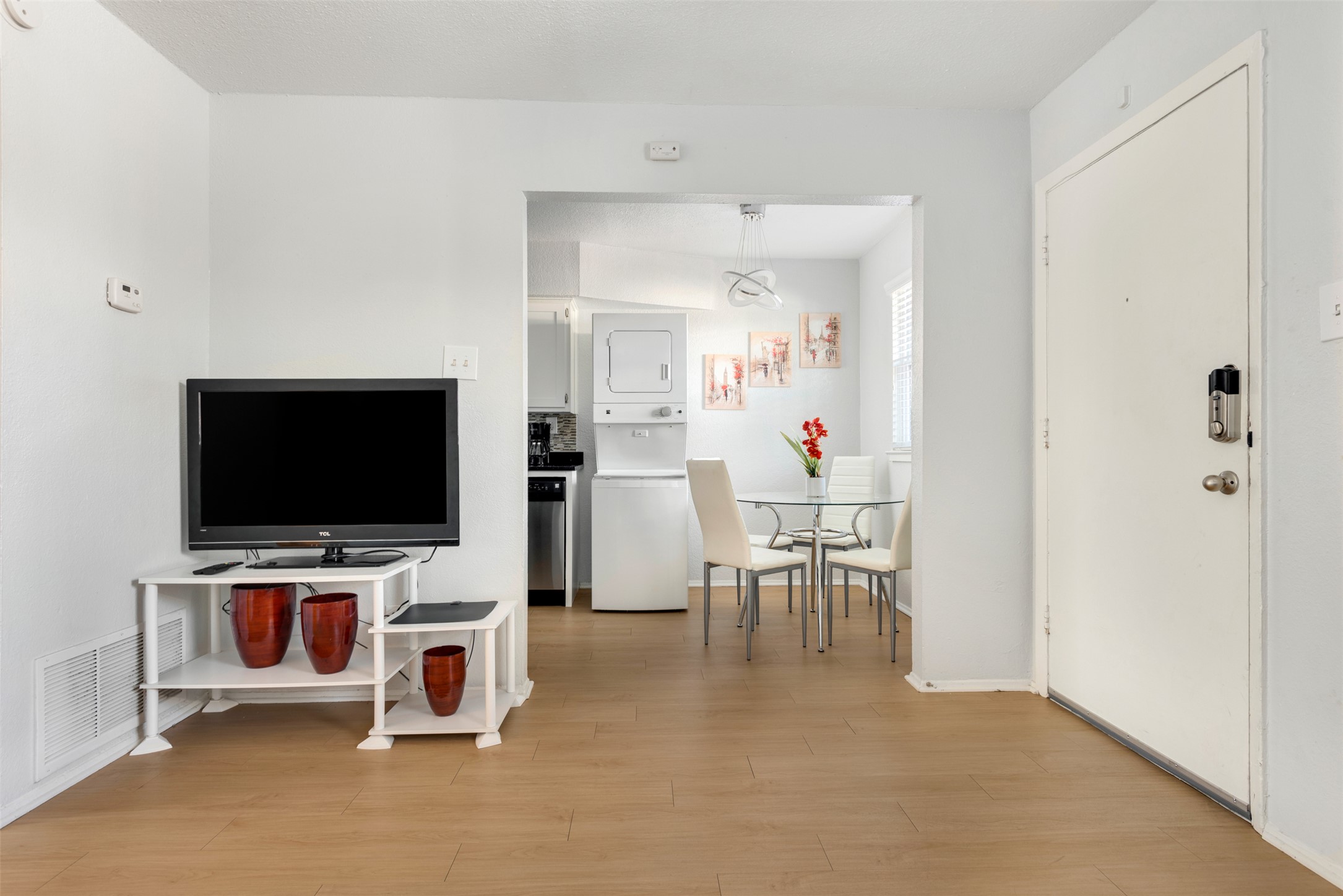 2401 Manor Road, Unit 209 Austin, TX 78722 - Photo 7 of 18