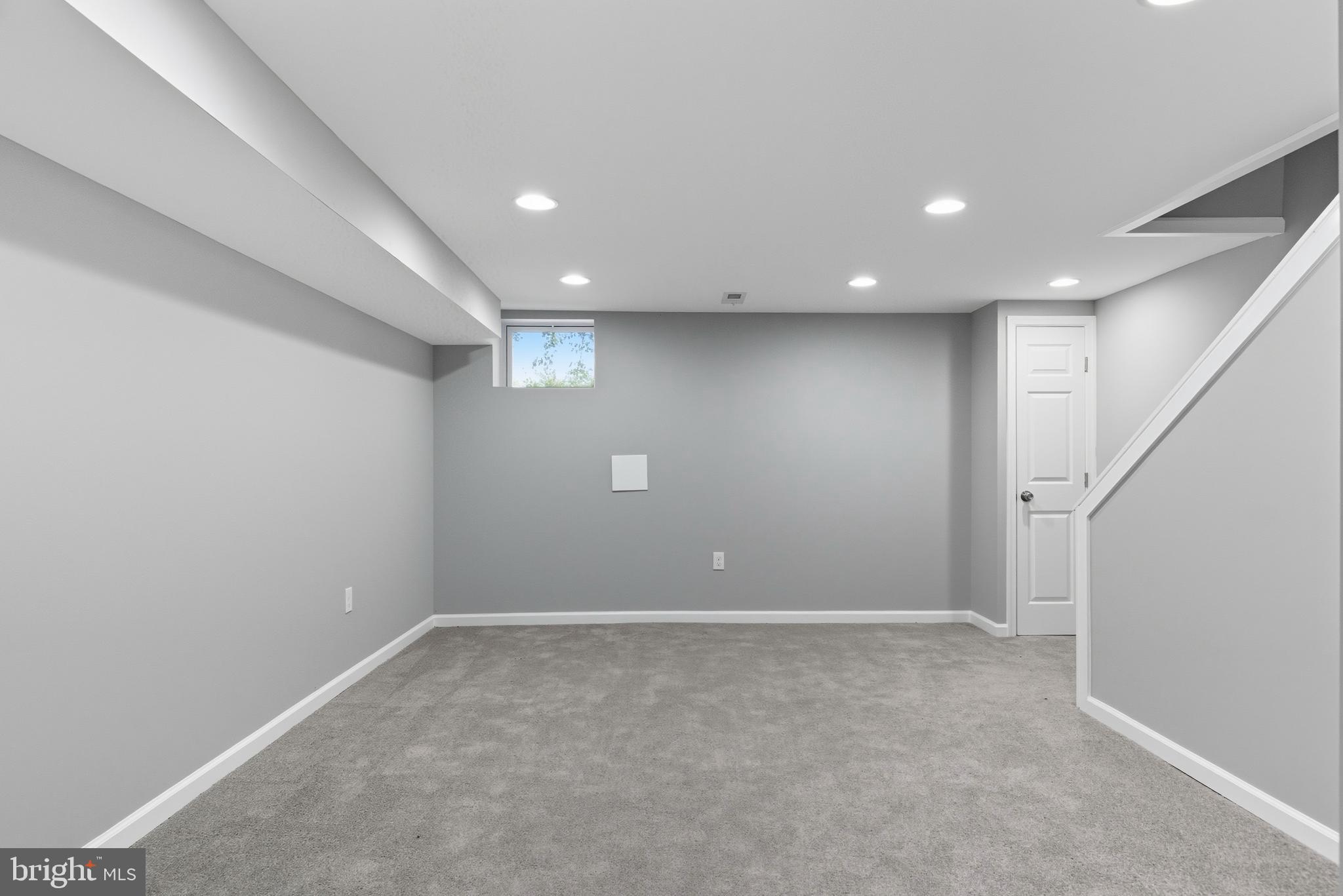 809 East Pontiac Avenue Baltimore, MD 21225 - Photo 29 of 36 a view of an empty room