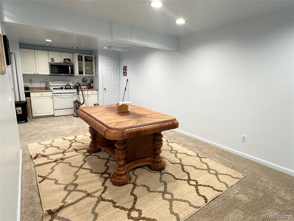 41723 Glade Road, Unit 37 Canton, MI 48187 - Photo 42 of 44 Gallery Image 42
