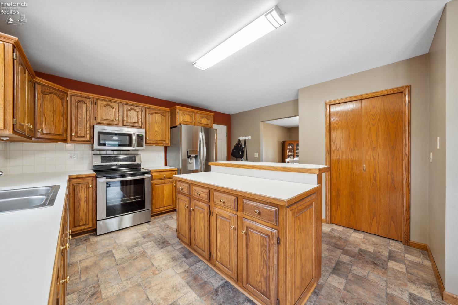 3 Ridgeview Circle Milan, OH 44846 - Photo 14 of 50 Gallery Image 14