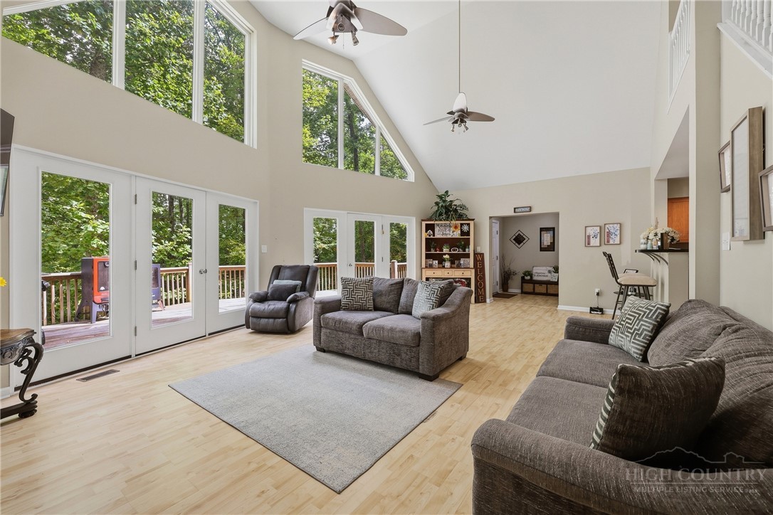 243 Oc Roland Road Jefferson, NC 28640 - Photo 4 of 36 Gallery Image 4