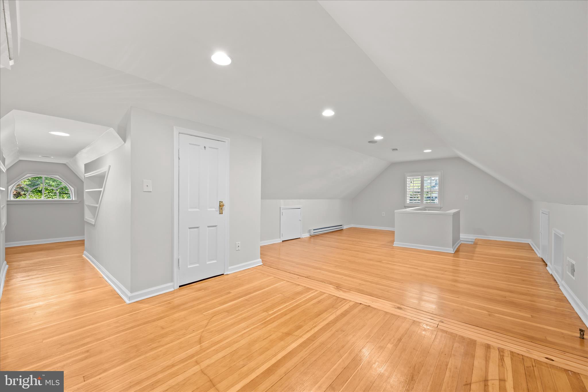 2021 Lansdowne Way Silver Spring, MD 20910 - Photo 33 of 64 Loft