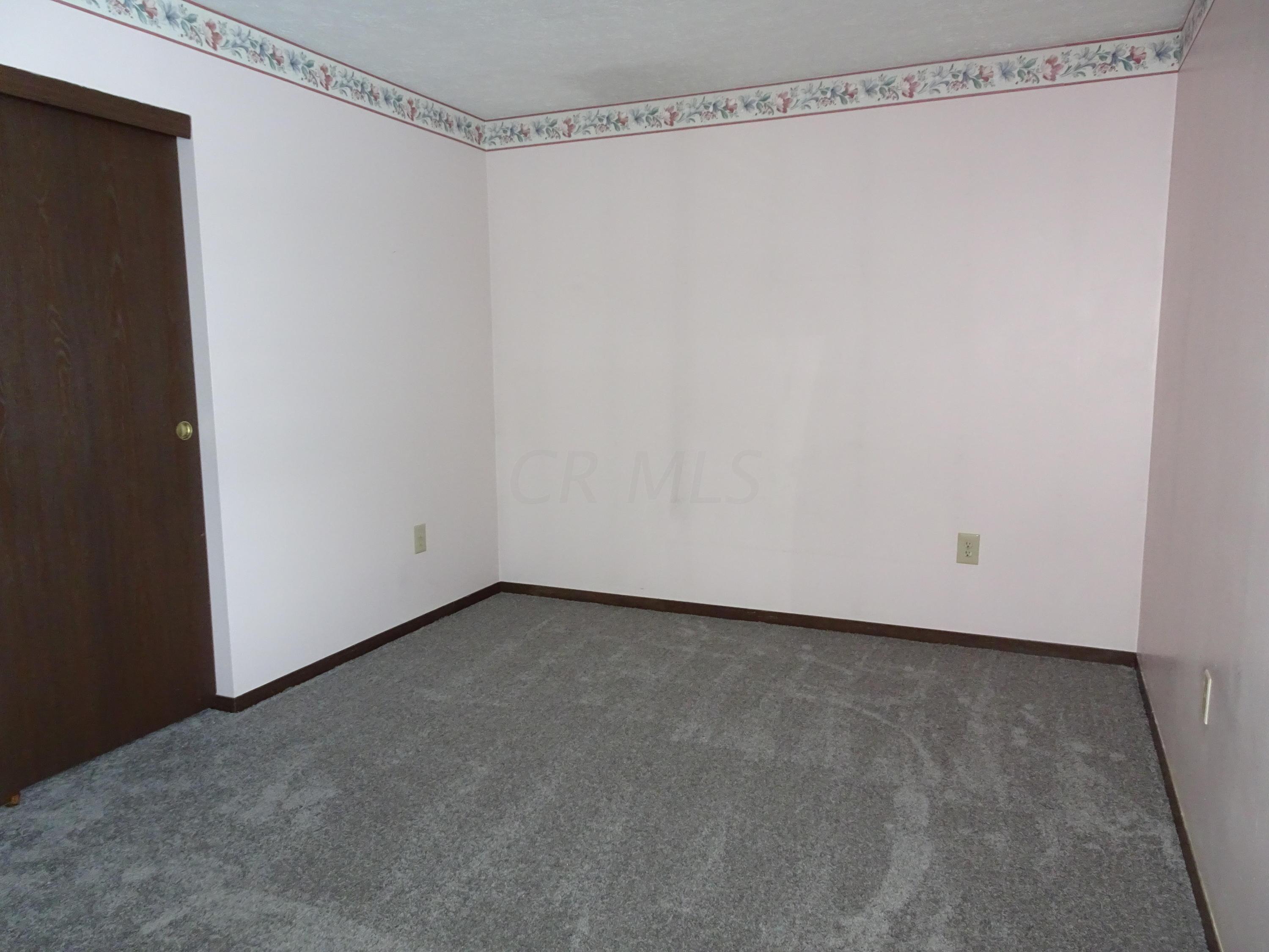 220 Lonepine Road Delaware, OH 43015 - Photo 12 of 26 Gallery Image 12
