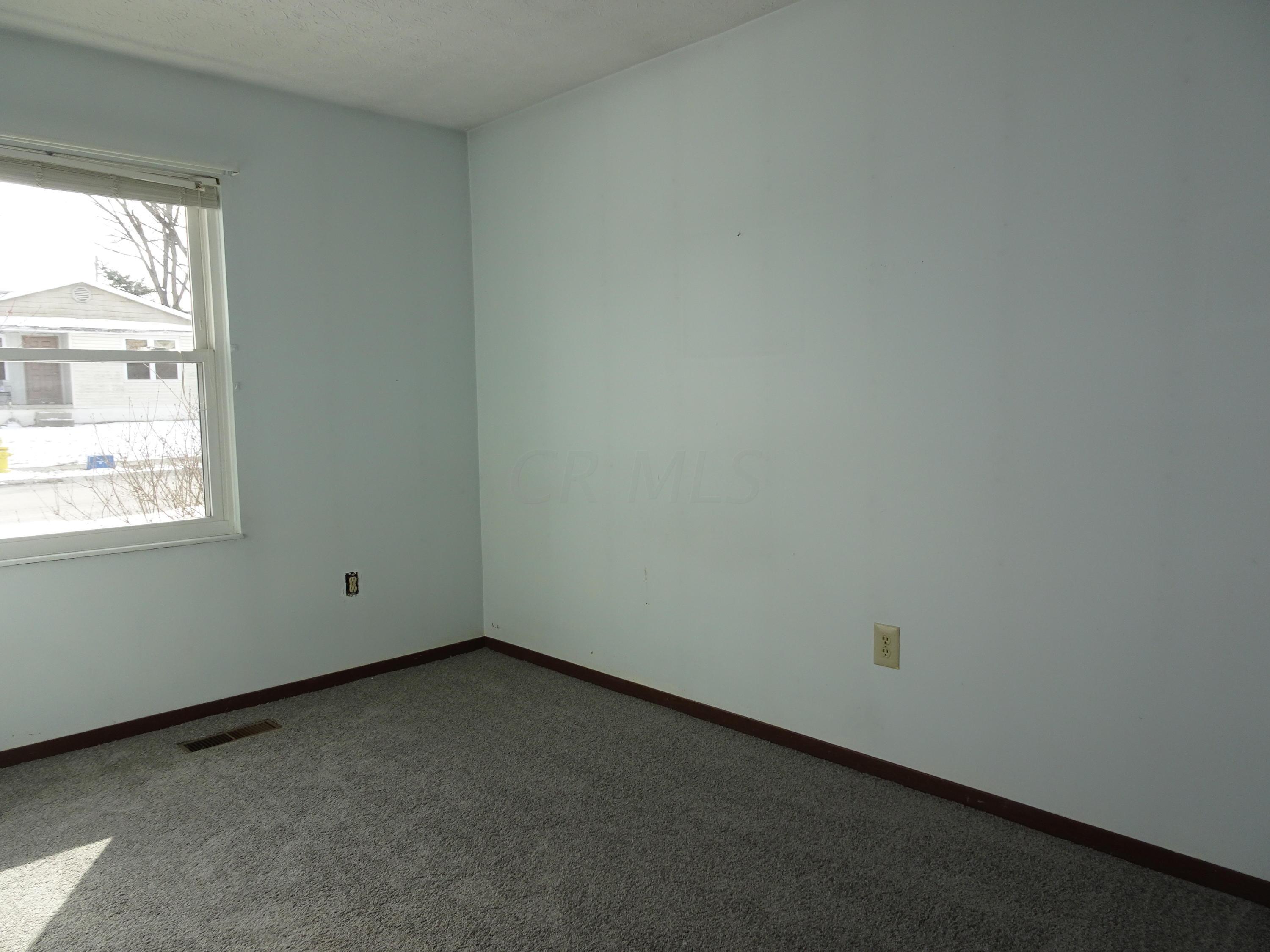 220 Lonepine Road Delaware, OH 43015 - Photo 13 of 26 Gallery Image 13