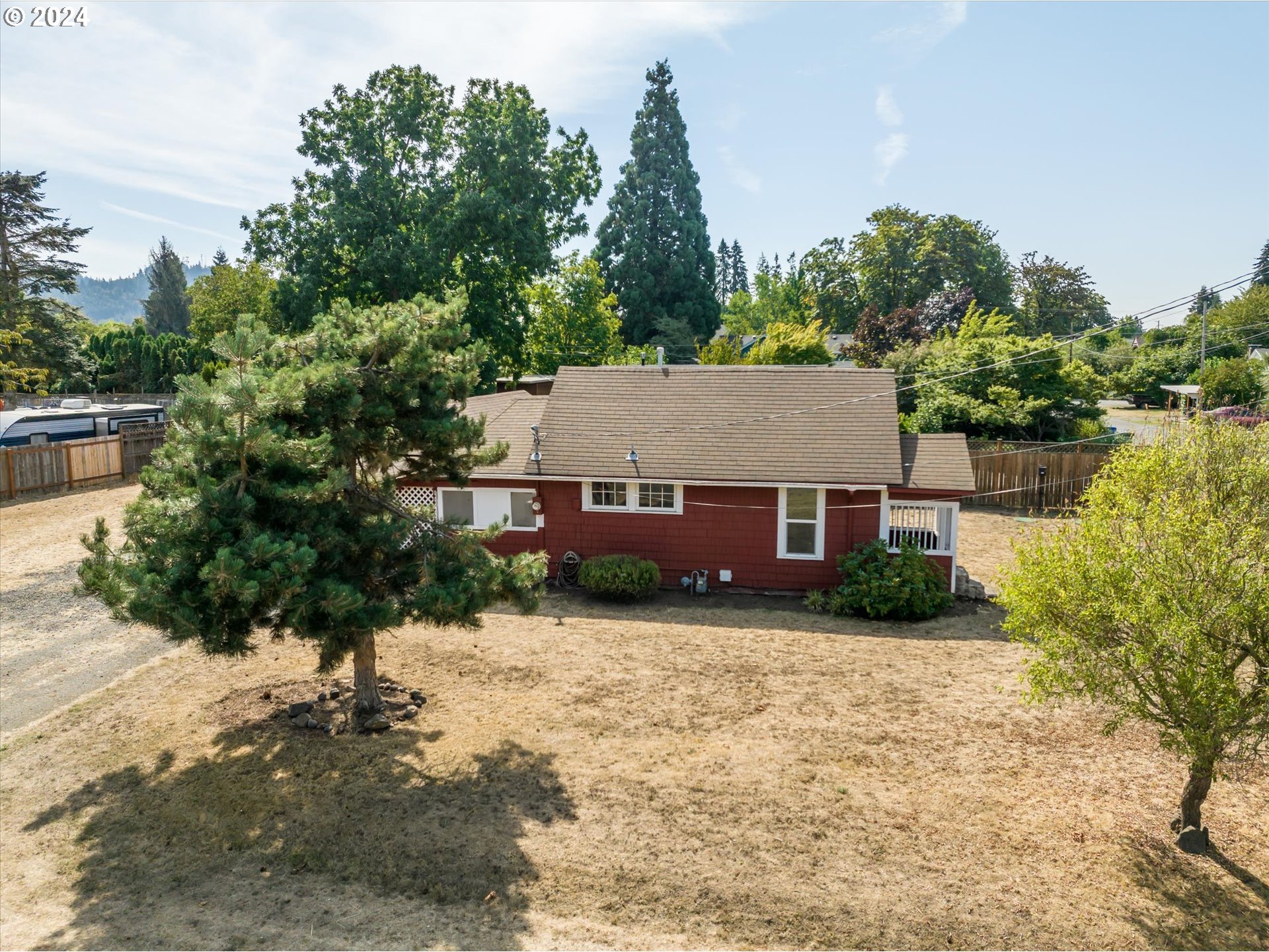 91019 South Coleman Street Eugene, OR 97408 - Photo 25 of 29 a view of a house with a yard