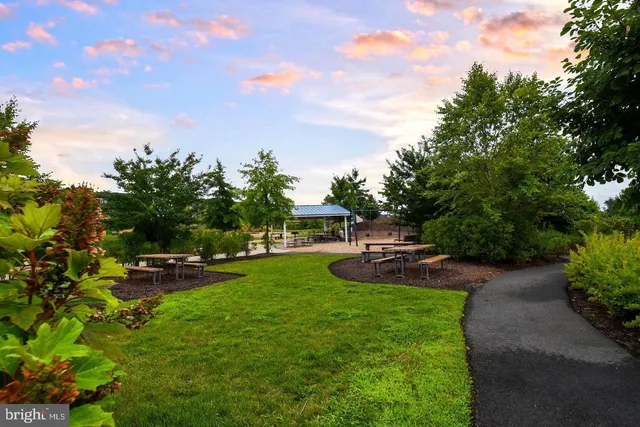 $3,350 | 43444 Stonewood Crossing Terrace, Ashburn, VA 20148