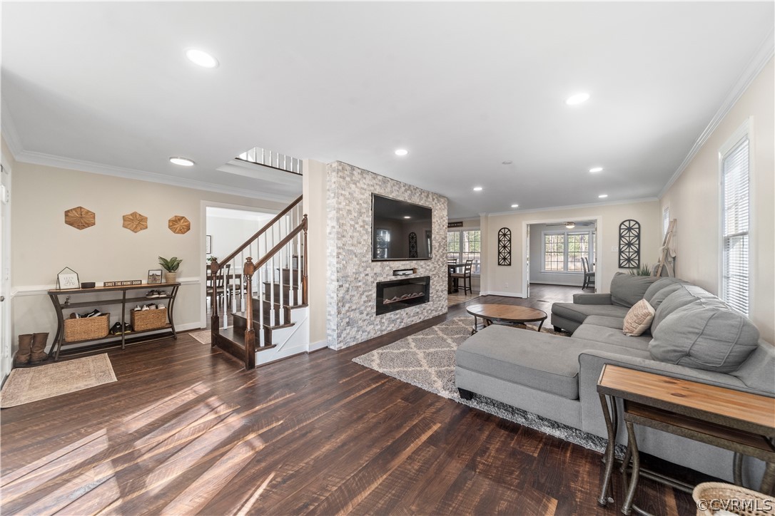 13020 Carters Way Road Chesterfield, VA 23838 - Photo 7 of 49 a living room with furniture and a flat screen tv