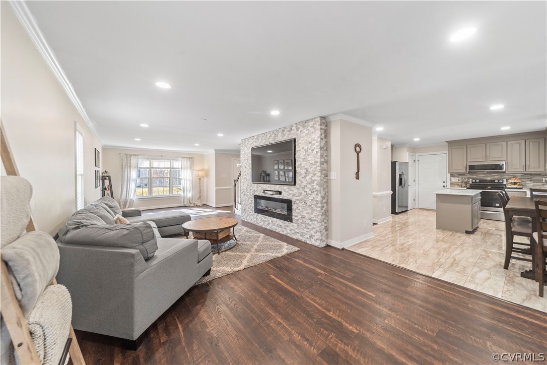 13020 Carters Way Road Chesterfield, VA 23838 - Photo 10 of 49 a living room with furniture wooden floor and a kitchen