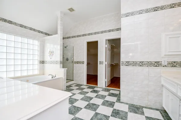 $3,200 | 12307 South Shadow Cove Drive, Houston, TX 77082