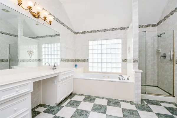 $3,200 | 12307 South Shadow Cove Drive, Houston, TX 77082