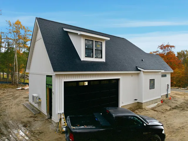 $1,295,000 | Lot 13 Jaytee Drive, Alton, NH 03809