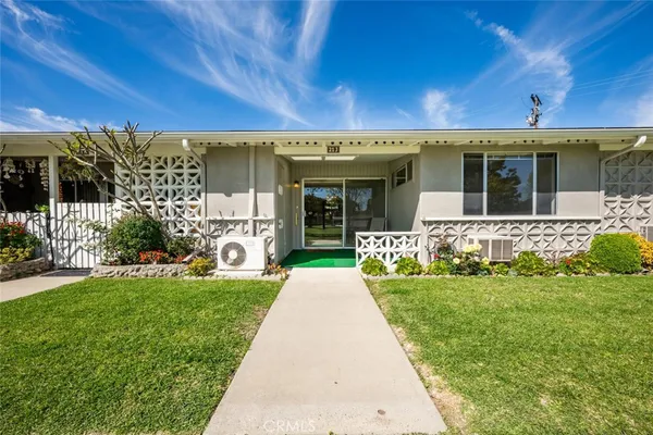$255,000 | 13660 Annandale Drive, Unit 21J M1, Seal Beach, CA 90740