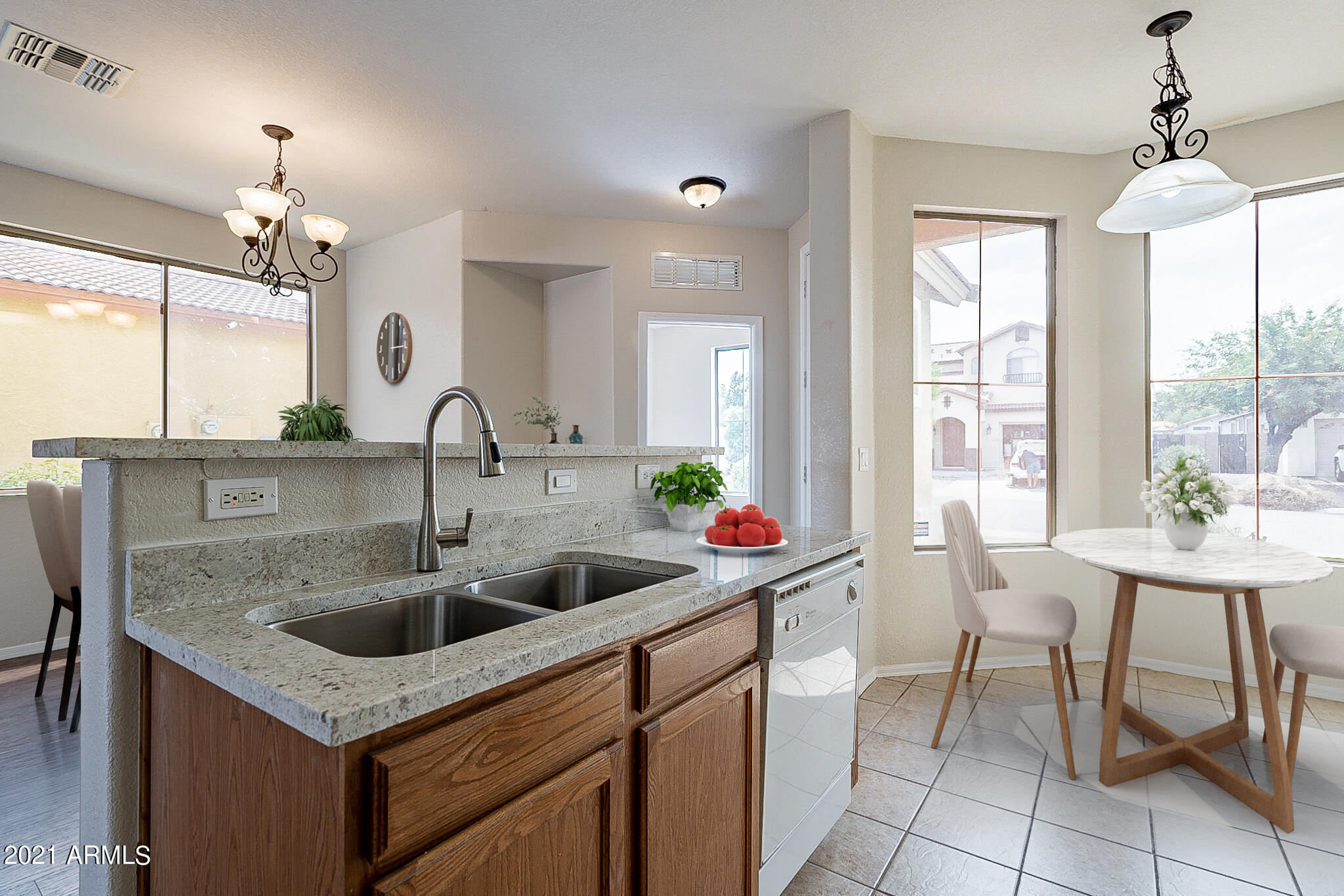 1524 West Apollo Road Phoenix, AZ 85041 - Photo 3 of 39 Eat In Kitchen Virtually Staged