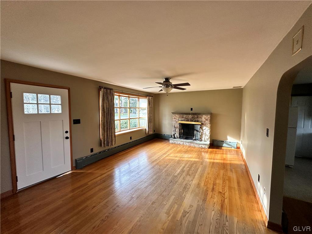 3032 Hecktown Road Bethlehem, PA 18020 - Photo 5 of 13 Gallery Image 5