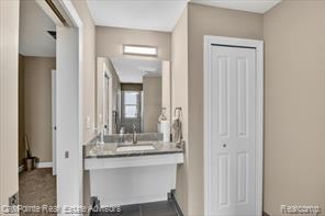 26640 Orchard Lake Road Farmington, MI 48334 - Photo 13 of 20
